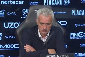 对手主帅喷判罚双标，穆帅：我曾跟他一样年轻，当年蠢话比现在多