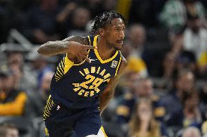 打爆库里！昆顿-杰克逊中投定胜局 16中10砍生涯新高25分6板10助