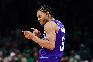 基昂特-乔治：哈克莱斯从底层一路拼搏上来 他总是尽全力做到最好