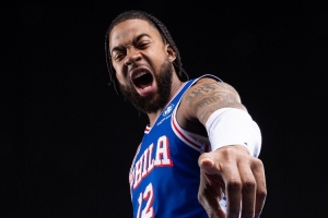 生涯首次三双！沃特福德10中8高效砍下20分17板10助1帽