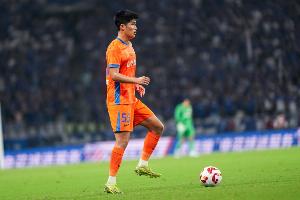 记者：彭啸韧带损伤，U22国足和中超末轮可能都踢不了了