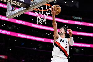 得分依旧稳定！阿夫迪亚18中7&三分9中4拿到27分 另有5板5助