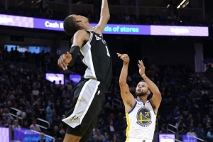 ESPN预测胜率：背靠背第二战的勇士35.6% 马刺64.4%占据优势