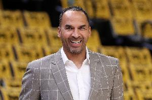 如此豁达？尼科·哈里森被解雇后已将IG个人简介改成了失业