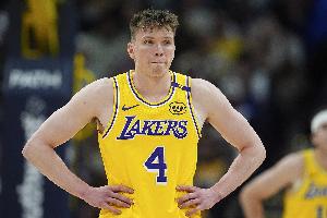 垃圾时间各种进！克内克特7中6&三分5中4拿到16分