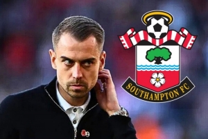 英媒：南安普顿考虑任命32岁临时主帅托达·埃克特为新任主教练