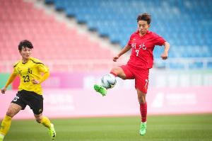 湖北女足第一次闯入全运会决赛，王霜激动落泪：点球没压力！