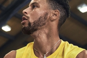 安德玛创始人：库里是兼具深思熟虑与战略视野的商业领袖！